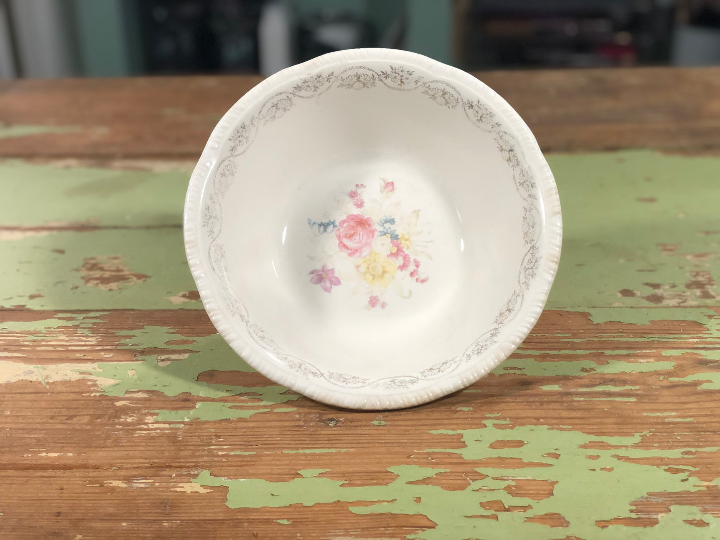 Vintage Homer Laughlin Serving Bowl - B 56 N 6
