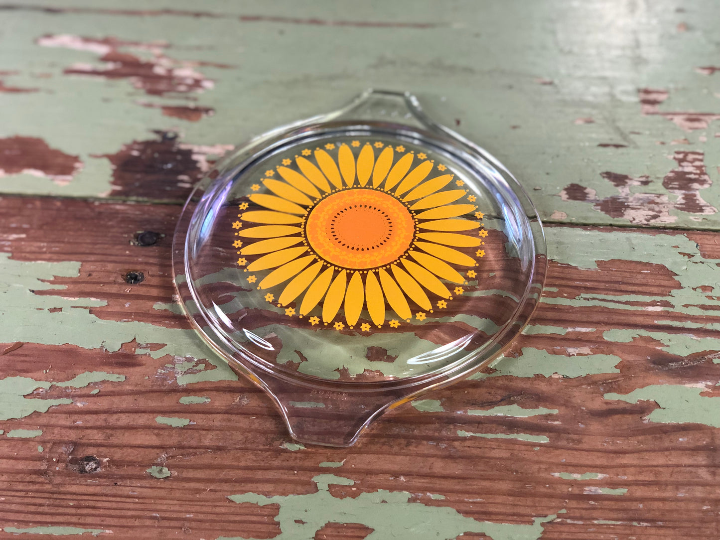 Pyrex Sunflower Lid - Sold Individually