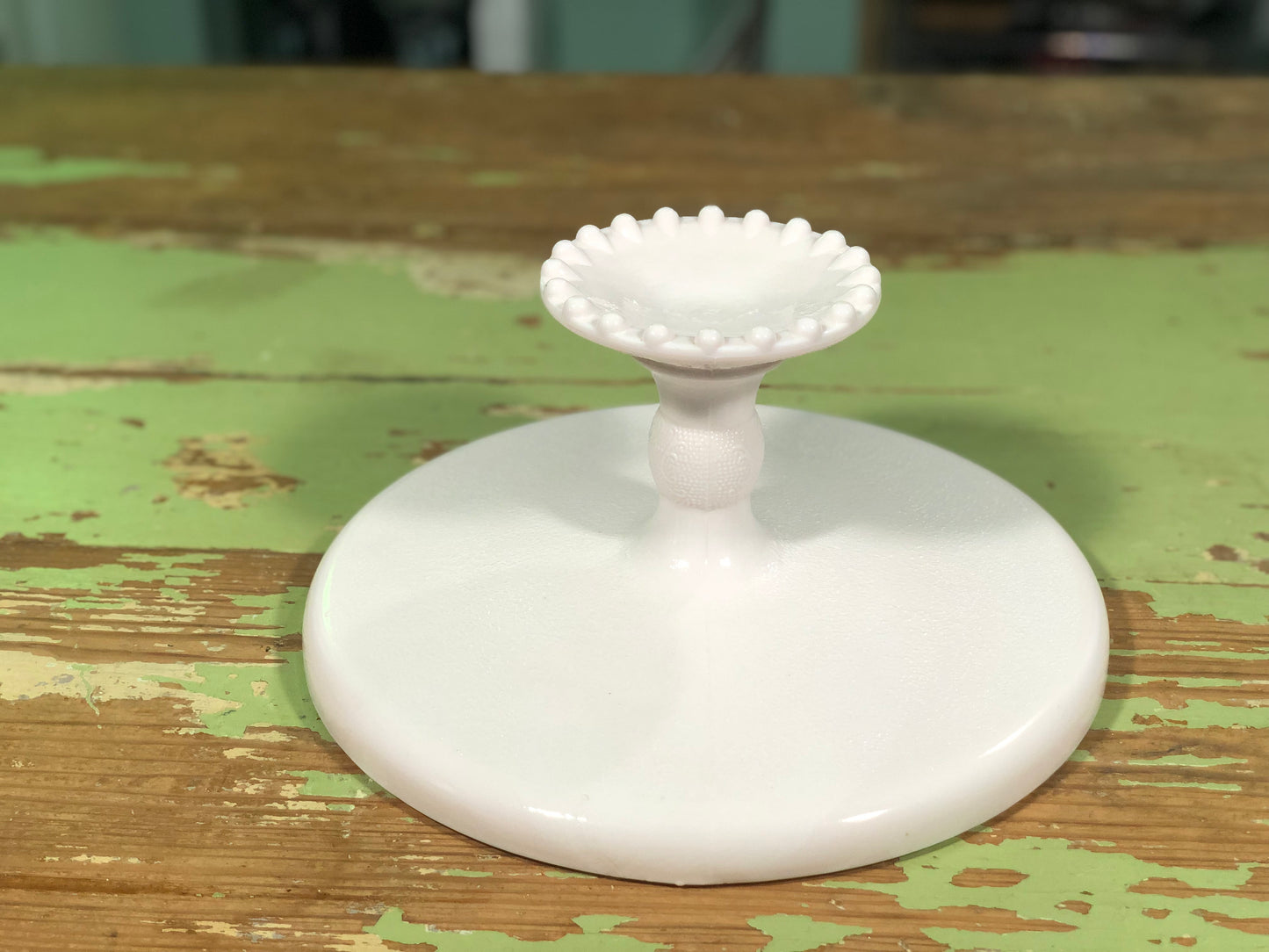 Vintage Jeanette Shell Pink Cake Stand