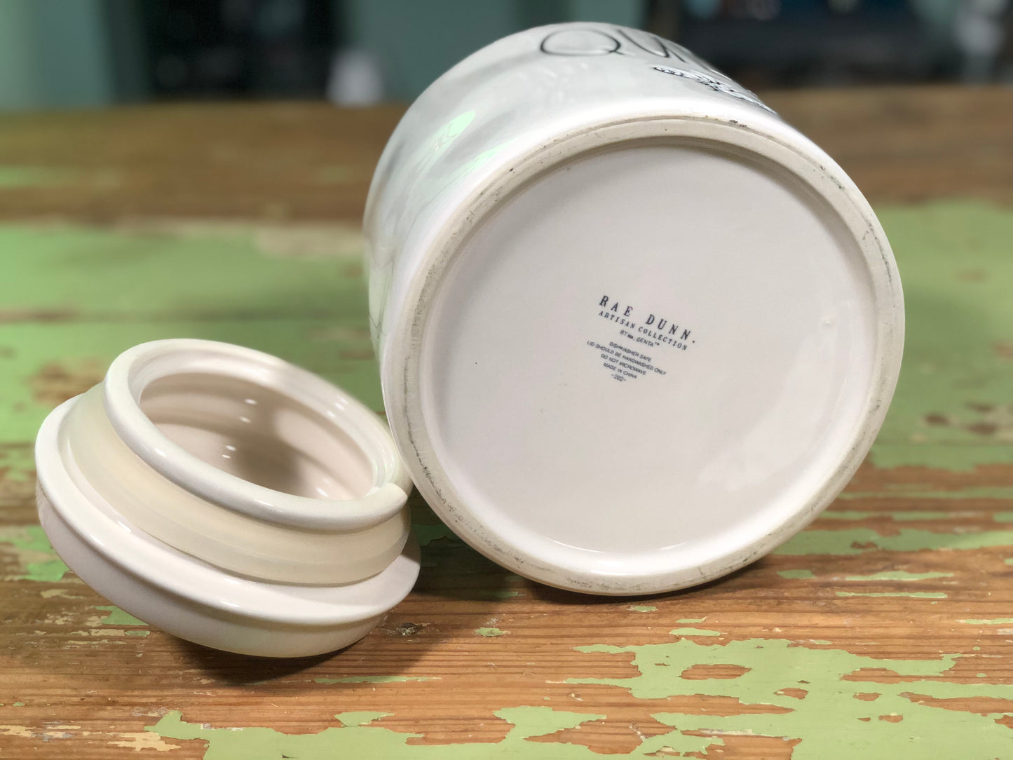 Ray Dunn Queen Bee Canister