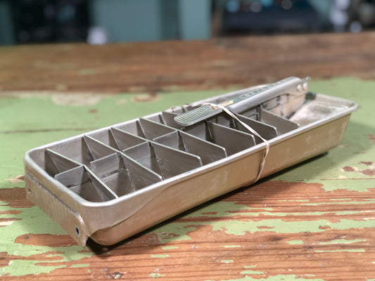 Vintage Quick Cube Ice Tray