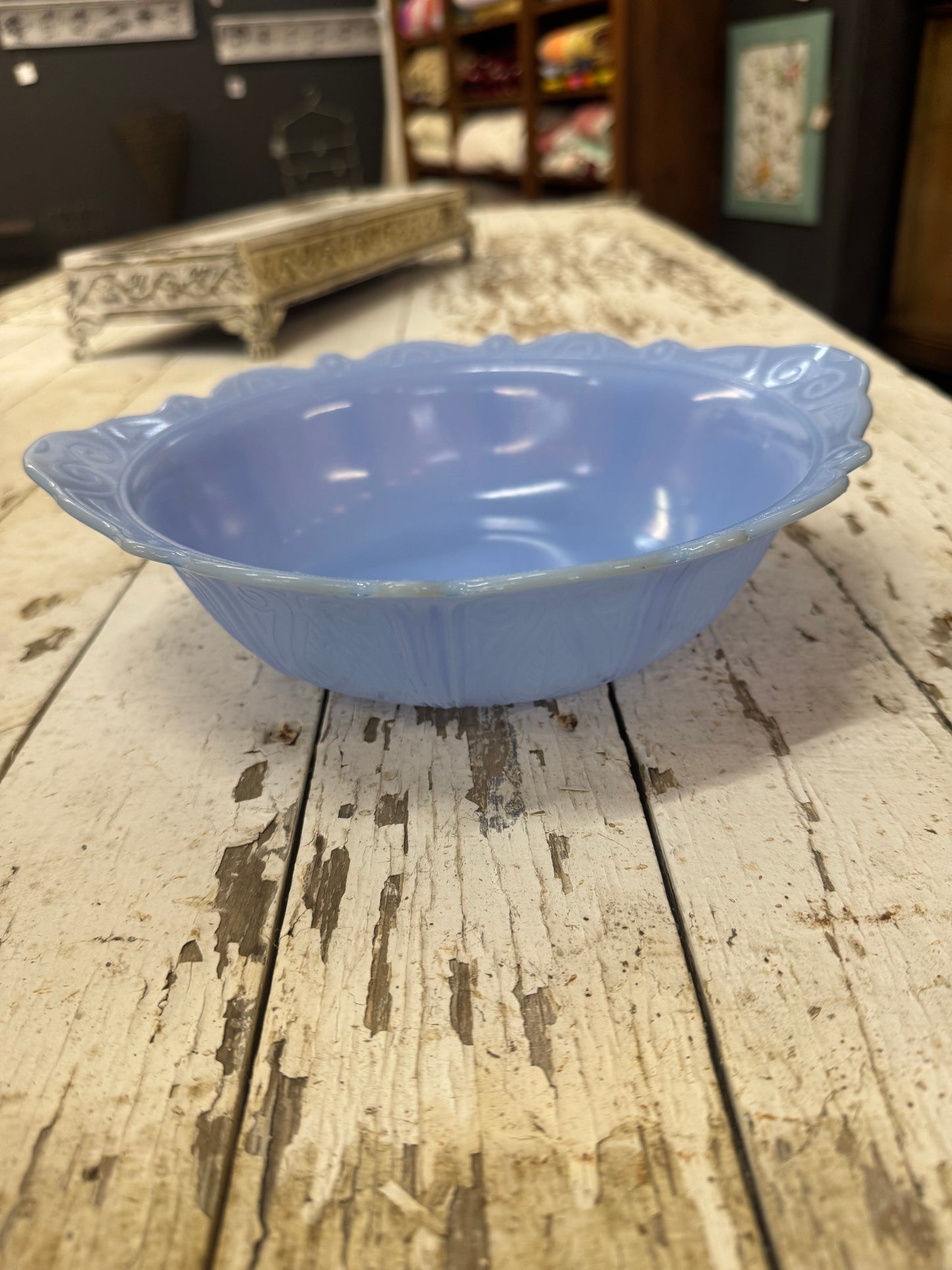Vintage McKee Delphite Scalloped Serving Bowl